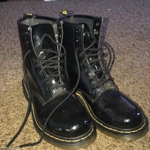 Size 9 Womans doc martens